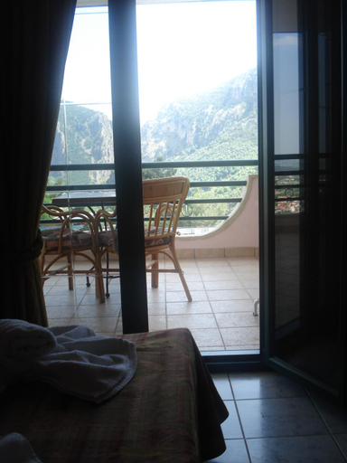 Others 2, Apolis hotel, Thessaly