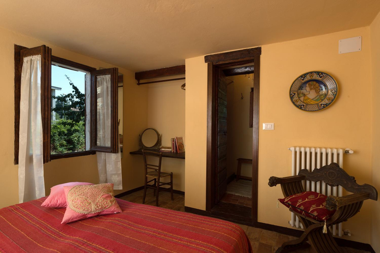 Bedroom 9