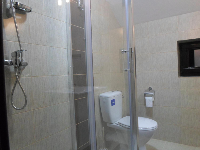 Others 2, Casuta din Gradina, Manastirea Humorului