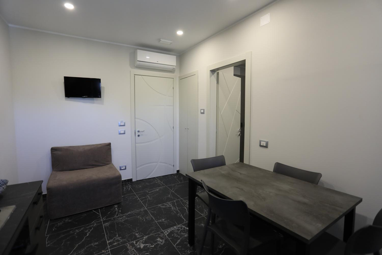 4, Residenza Arena, Vibo Valentia