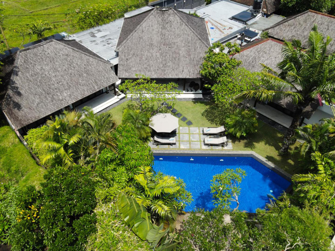 Sport & Beauty 2, PROMO Tropical 3bd Villa with Office and Parking, Badung