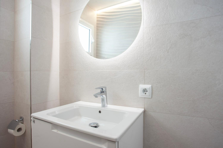 Bathroom 2, Apartaments Edificio Puerto, Baleares