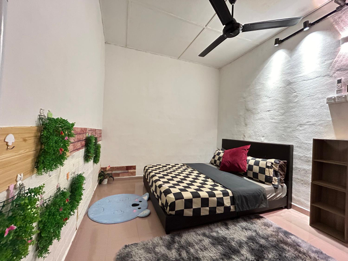 Bedroom 14