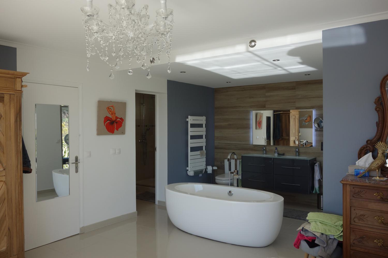 Bathroom 3, Villa La Riviera, Alpes-Maritimes