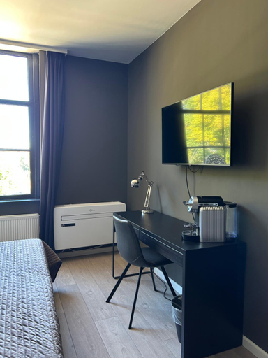 Bedroom 2, Het Wapen Van Rhoon, Albrandswaard