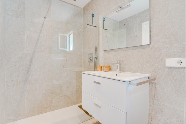 Bathroom 3, E005 Can Franck ETV5959 by Mallorca Villa Selecti, Baleares