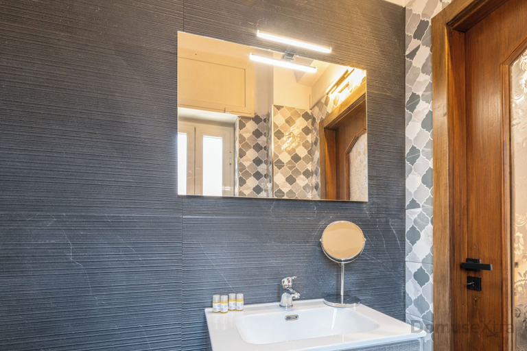 Bathroom 5, Clara Domus By DomusExtra, Napoli