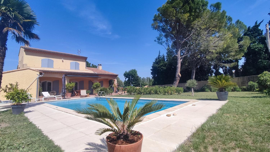 Others 5, Chambre et petit dejeuner, Vaucluse
