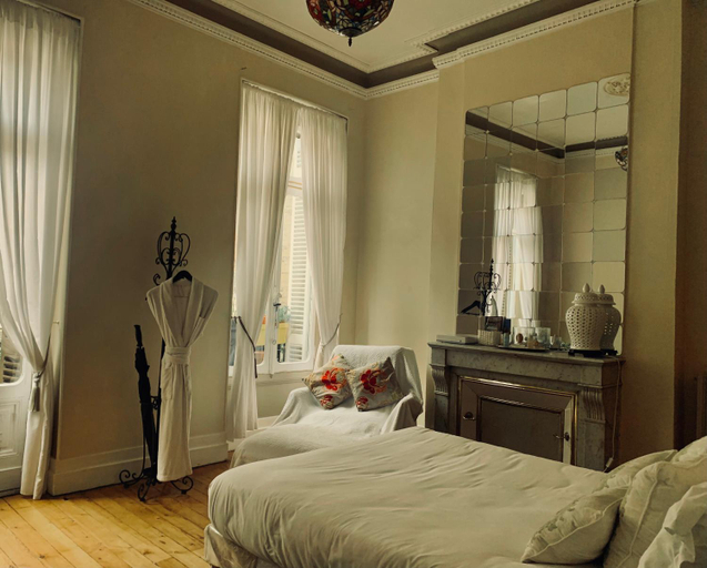 My Clean House, Gironde