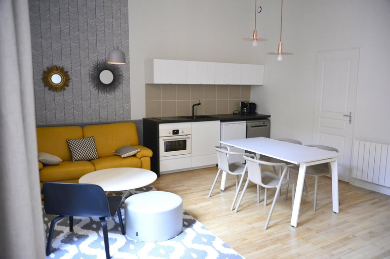 Dining Room 11