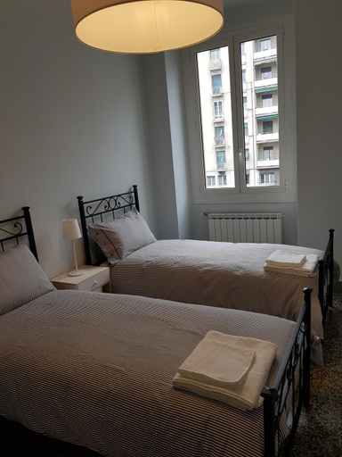 apartment genova central, Genova