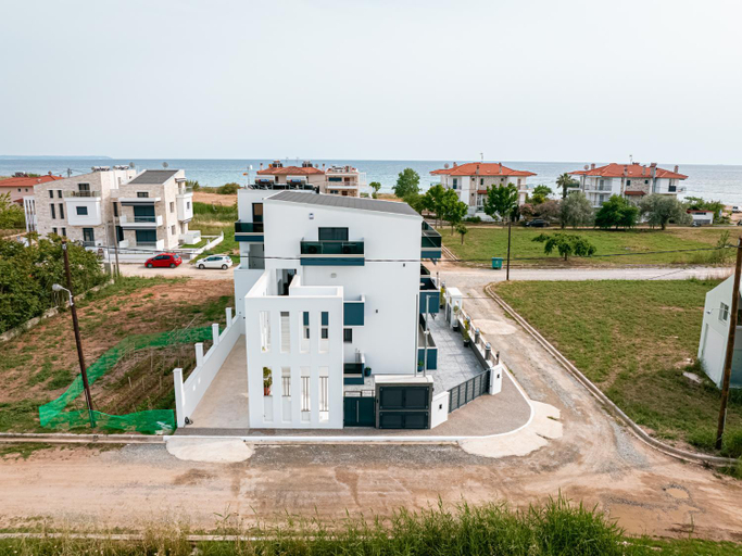 Others 5, Grand Wave Luxury Suites, Central Macedonia