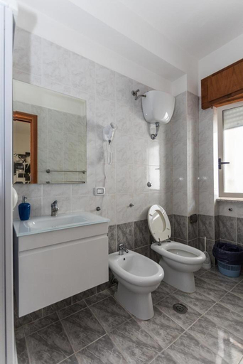 Bathroom 4, B&B La Barcaccia, Cosenza
