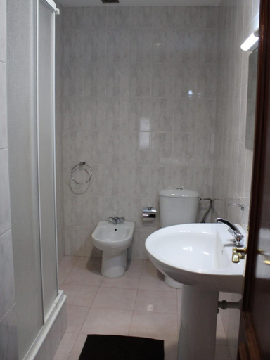 Bathroom 3, Alojamento Local Tamega, Amarante