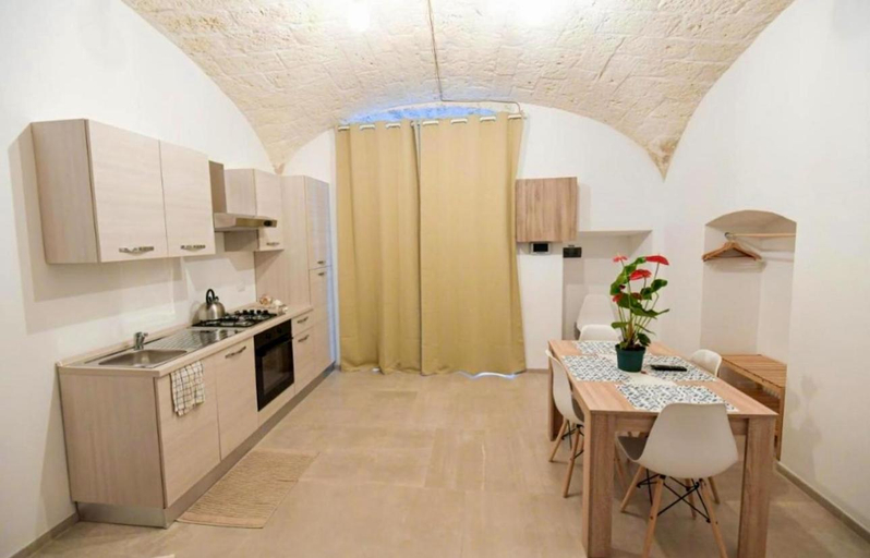 Others 2, Urban Flat Garibaldi - TimeSRL Apartments, Bari