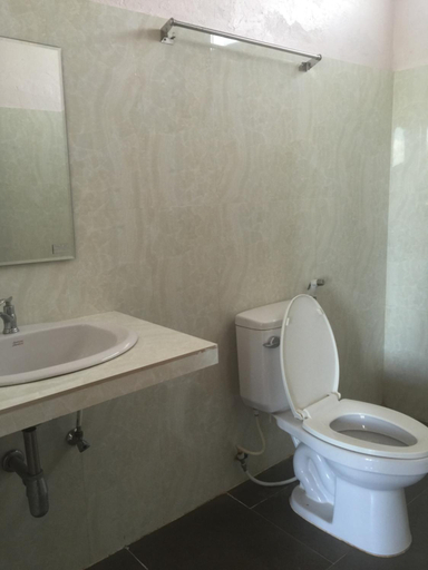 Bathroom 3, Mama Leurth Sunset Guesthouse, Khong