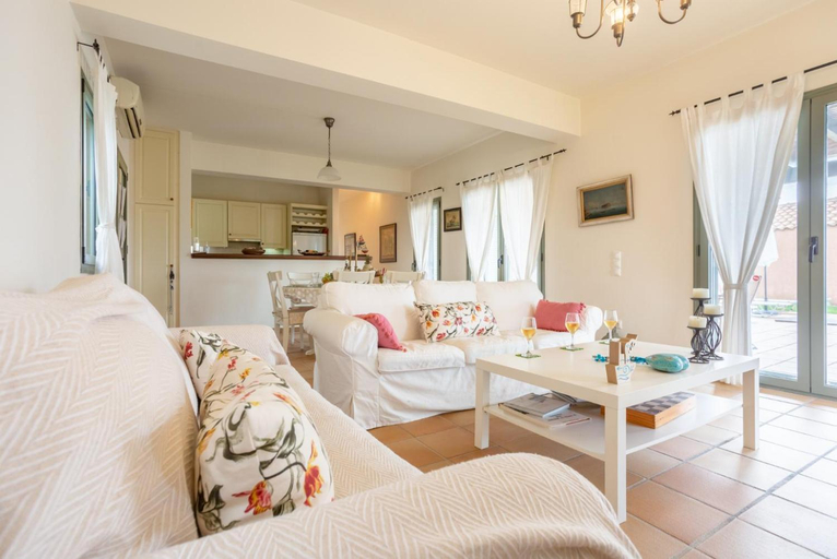 Bedroom 2, Villa Nora, Ionian Islands