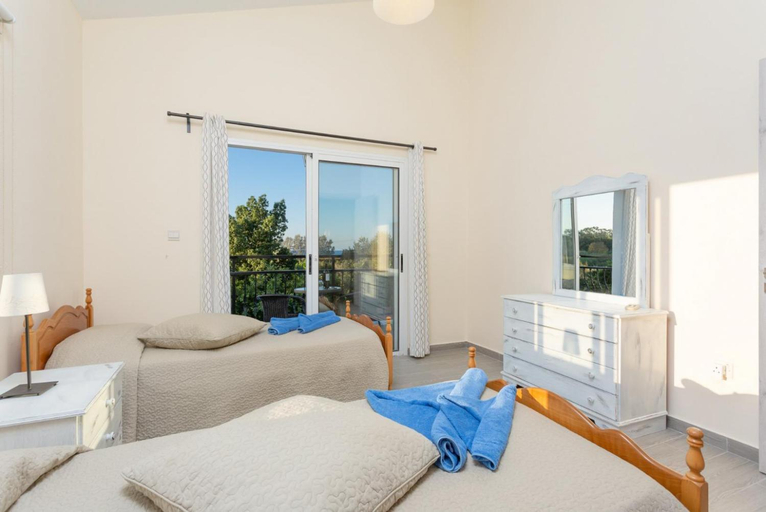 Bedroom 2, Sun Beach Villa