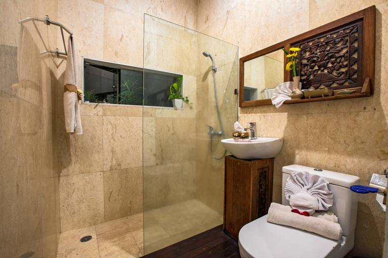Bathroom 2, Villa Mulyono 2, Malang
