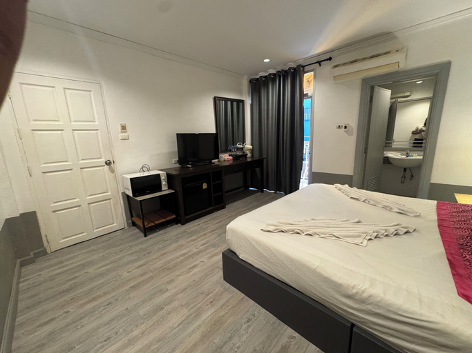 Bedroom 5, Zephyr House Residence, Phuket Island