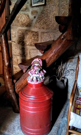 Others 3, Casa das Freiras, Mêda