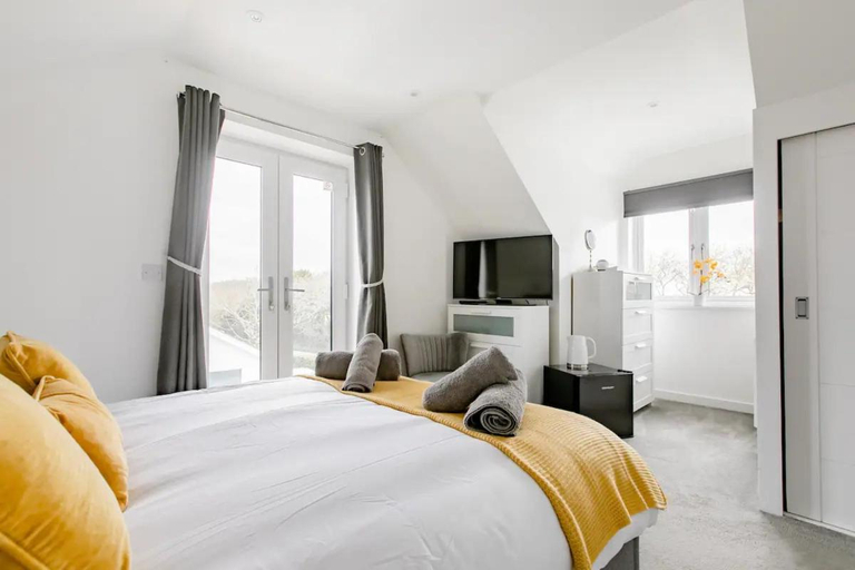 Others 3, Ashwood bed and breakfast, Cornwall