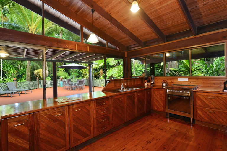 Food & Drinks, Wait A While Daintree Holiday House, Douglas