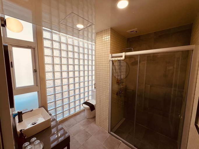 Bathroom 4, H-khun Apartment, Pingtung