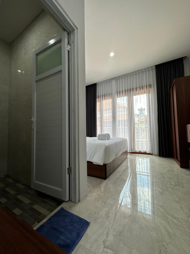 Bedroom 13