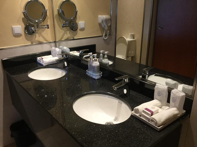 Bathroom 6