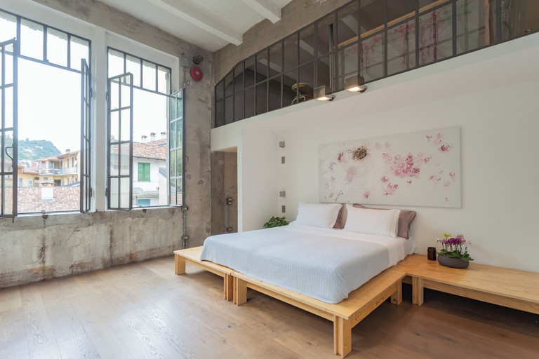 Bedroom 2, Design Loft With Private Parking by Rent all Como, Como