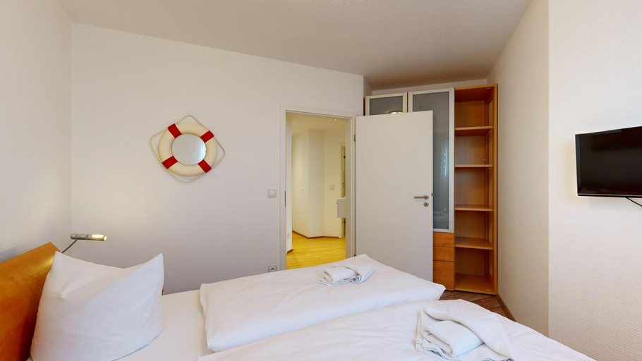 Bedroom 2, strandnahe FeWo mit 2 Schlafzimmern und Terrasse, Villa am Kurpark, Binz, Vorpommern-Rügen
