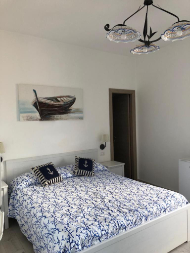 Others 5, Deluxe Lipari Room, Messina