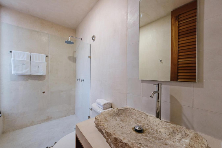 Bathroom, Colonte Hotel Origen, Valladolid