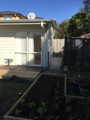 Exterior & Views, K&R Orewa homestay, Rodney