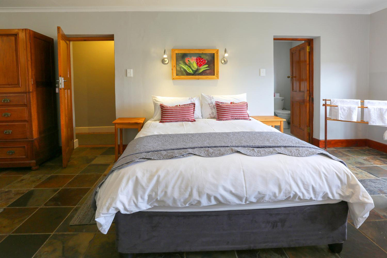 Others 4, 33 Berg Selfcatering, Overberg