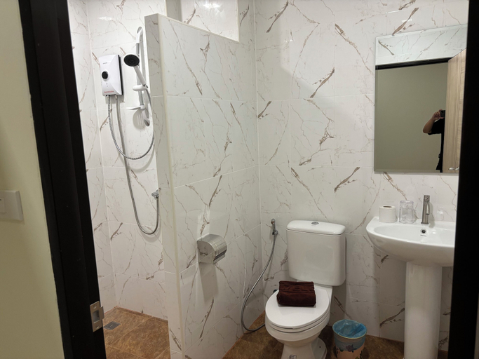 Bathroom 4, new sorot house, Pattaya