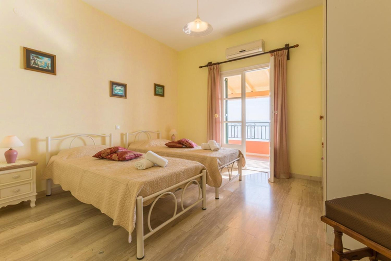 Bedroom 2, Villa Aris, Ionian Islands
