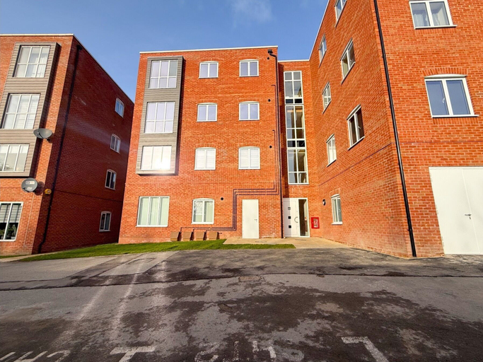 Others 5, Katrina Suite, Lincolnshire