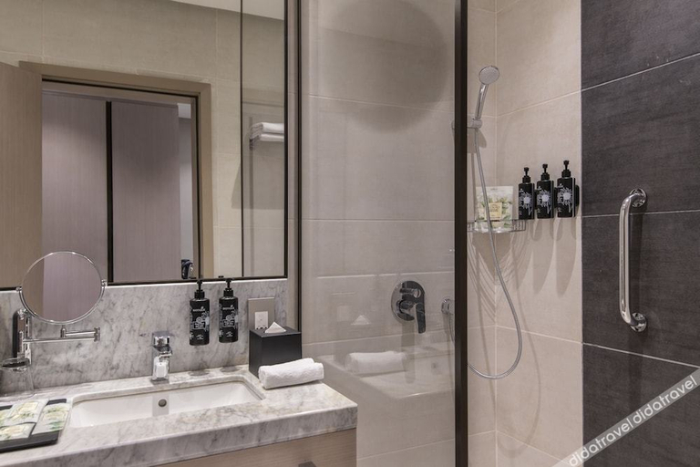 Bathroom 3, Ramada by Wyndham Riyadh, Riyadh
