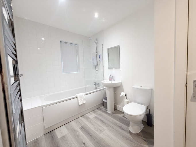 Bathroom 4, Katrina Suite, Lincolnshire