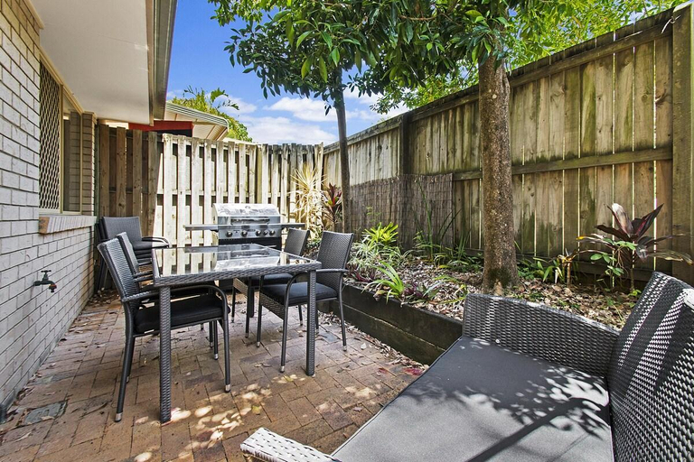 Others 5, Townhouse Holiday: close walk to beach & shops, Maroochy - Coastal North