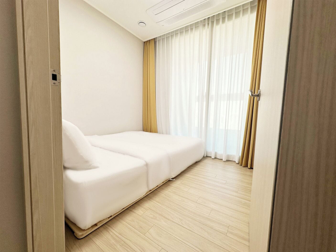 Bedroom 3, The November Stay Guri, Guri
