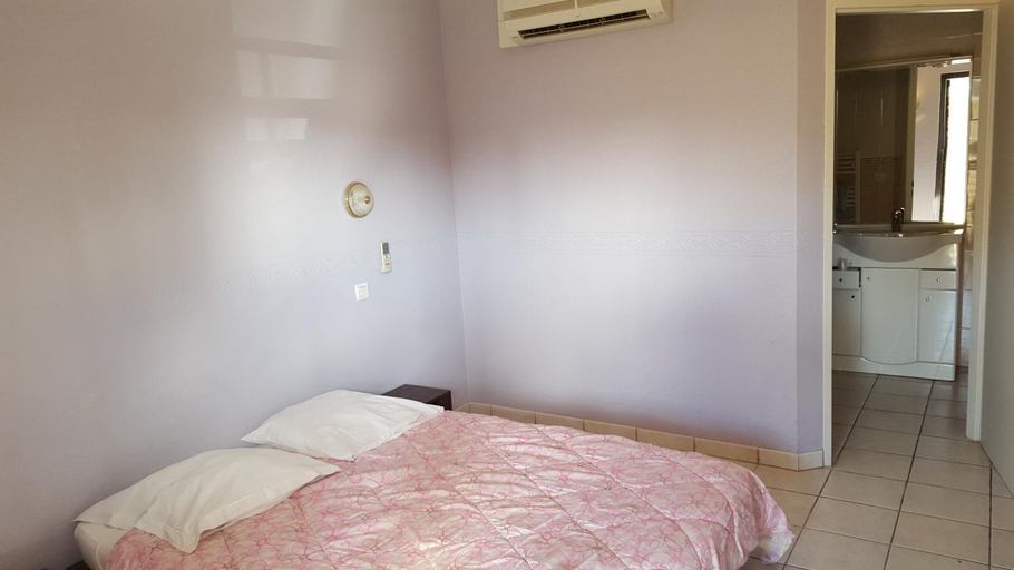 Bedroom 16