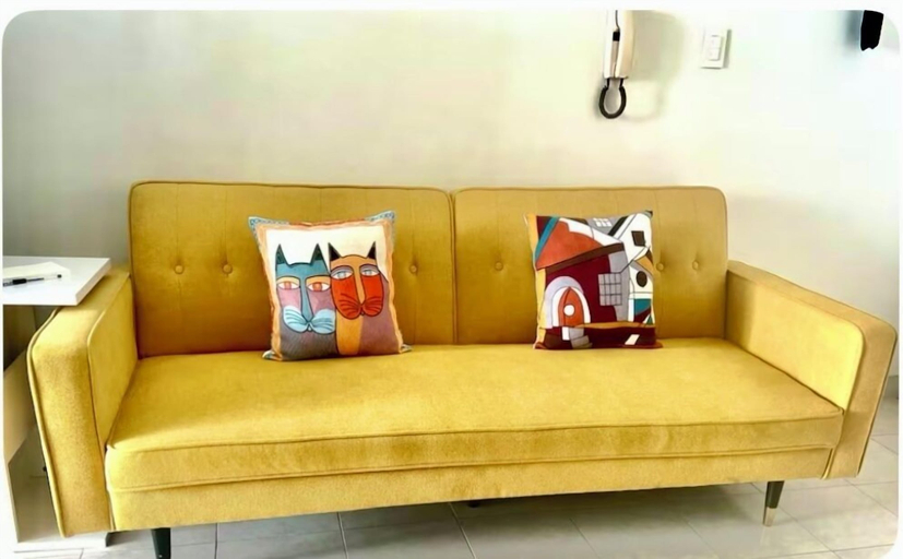 Others 4, PALACIO ROSA, Santiago de Cali