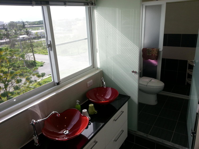 Bathroom 3, Lohas Homestay, Taitung
