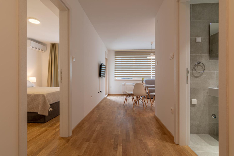 Others 3, Lungomare Lux Apartments