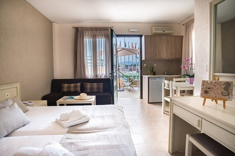 Bedroom 3, Rainbow Hotel Apartments, Crete