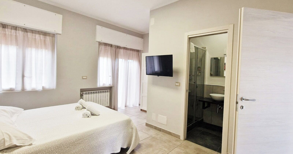 Bedroom 3, Rossini 37, Napoli