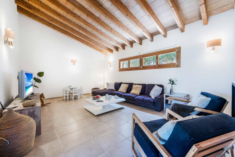Others 5, Villa Marilen Petit, Baleares